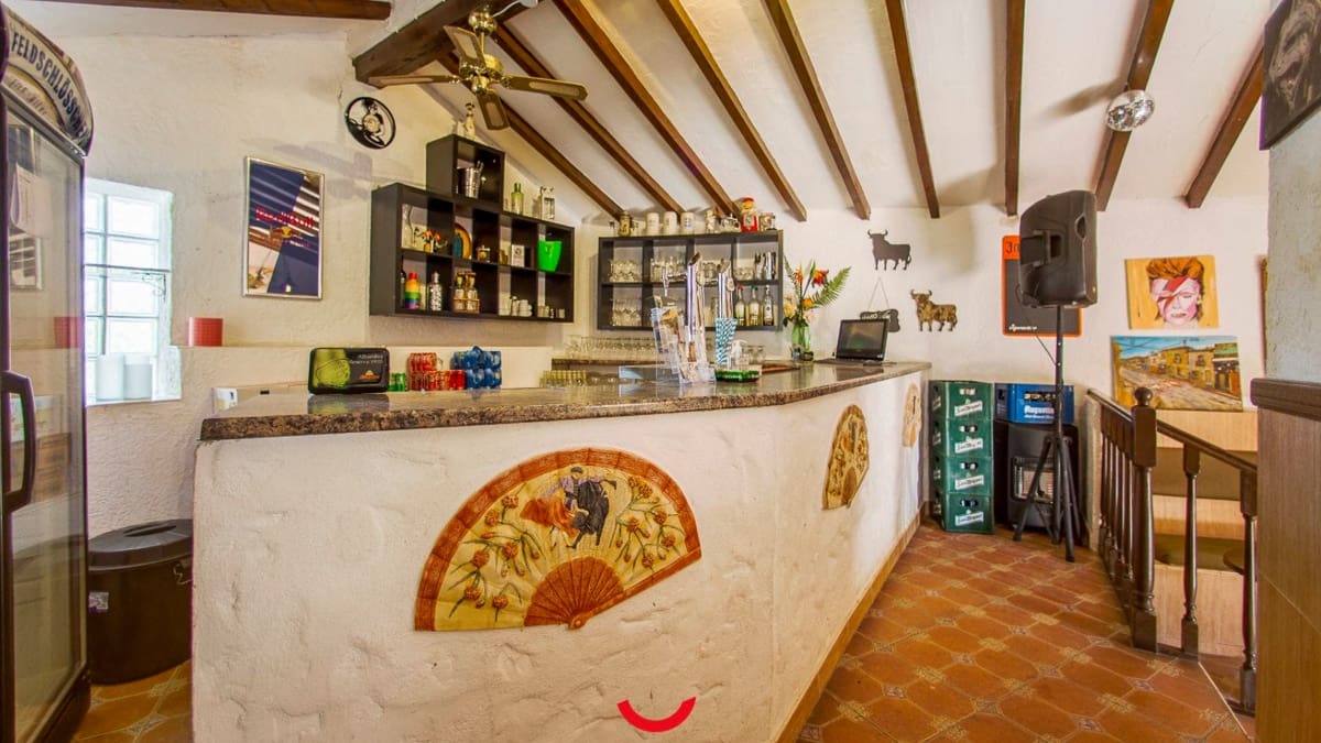 6 soveværelse Finca/Landehus til salg i Barbarroja med swimmingpool - € 850.000 (Ref: 8347272)