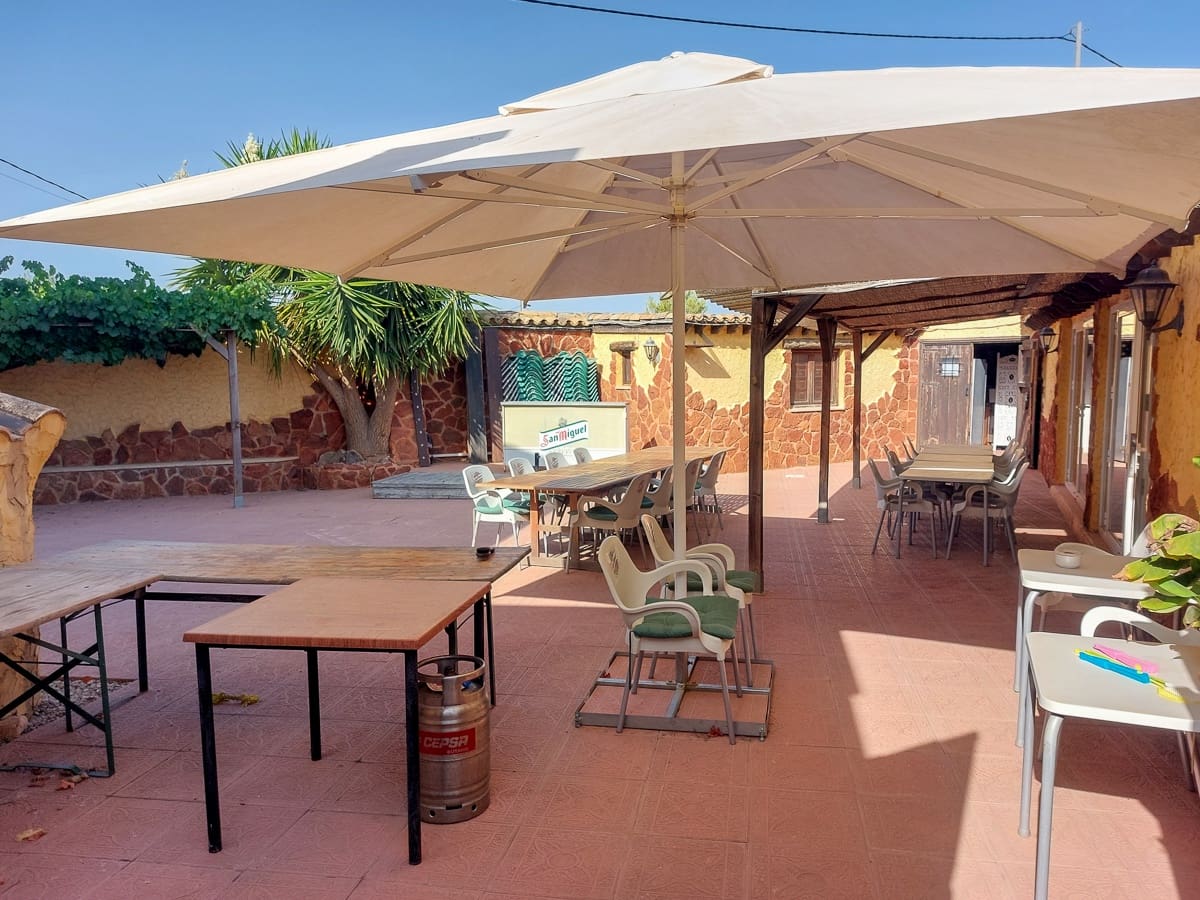 6 soveværelse Finca/Landehus til salg i Barbarroja med swimmingpool - € 850.000 (Ref: 8347272)