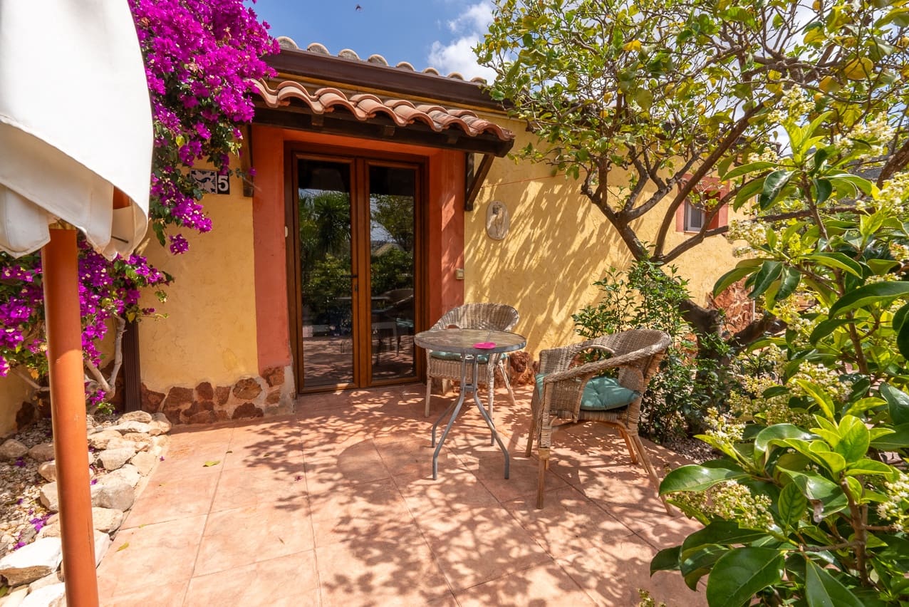 6 soveværelse Finca/Landehus til salg i Barbarroja med swimmingpool - € 850.000 (Ref: 8347272)