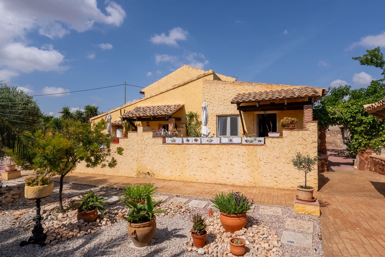 6 soveværelse Finca/Landehus til salg i Barbarroja med swimmingpool - € 850.000 (Ref: 8347272)