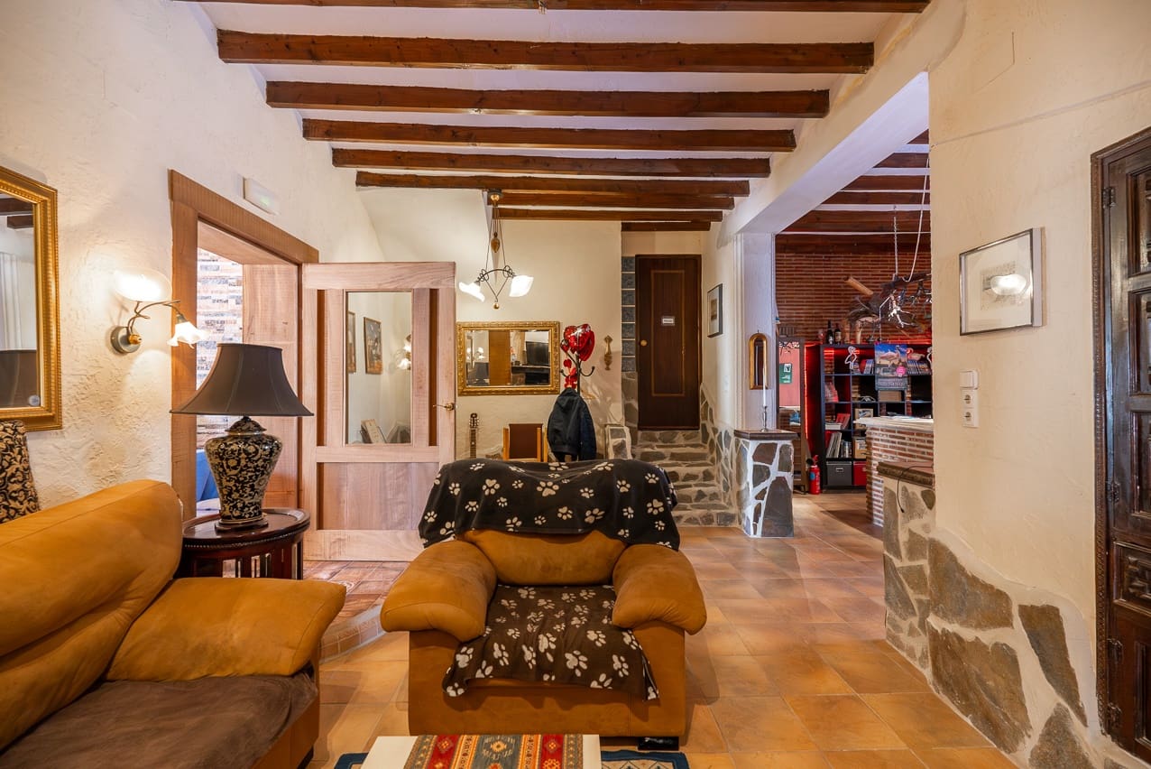 6 soveværelse Finca/Landehus til salg i Barbarroja med swimmingpool - € 850.000 (Ref: 8347272)