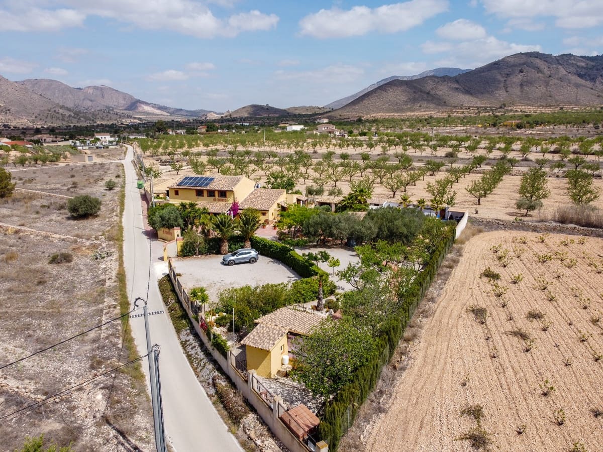 6 soveværelse Finca/Landehus til salg i Barbarroja med swimmingpool - € 850.000 (Ref: 8347272)