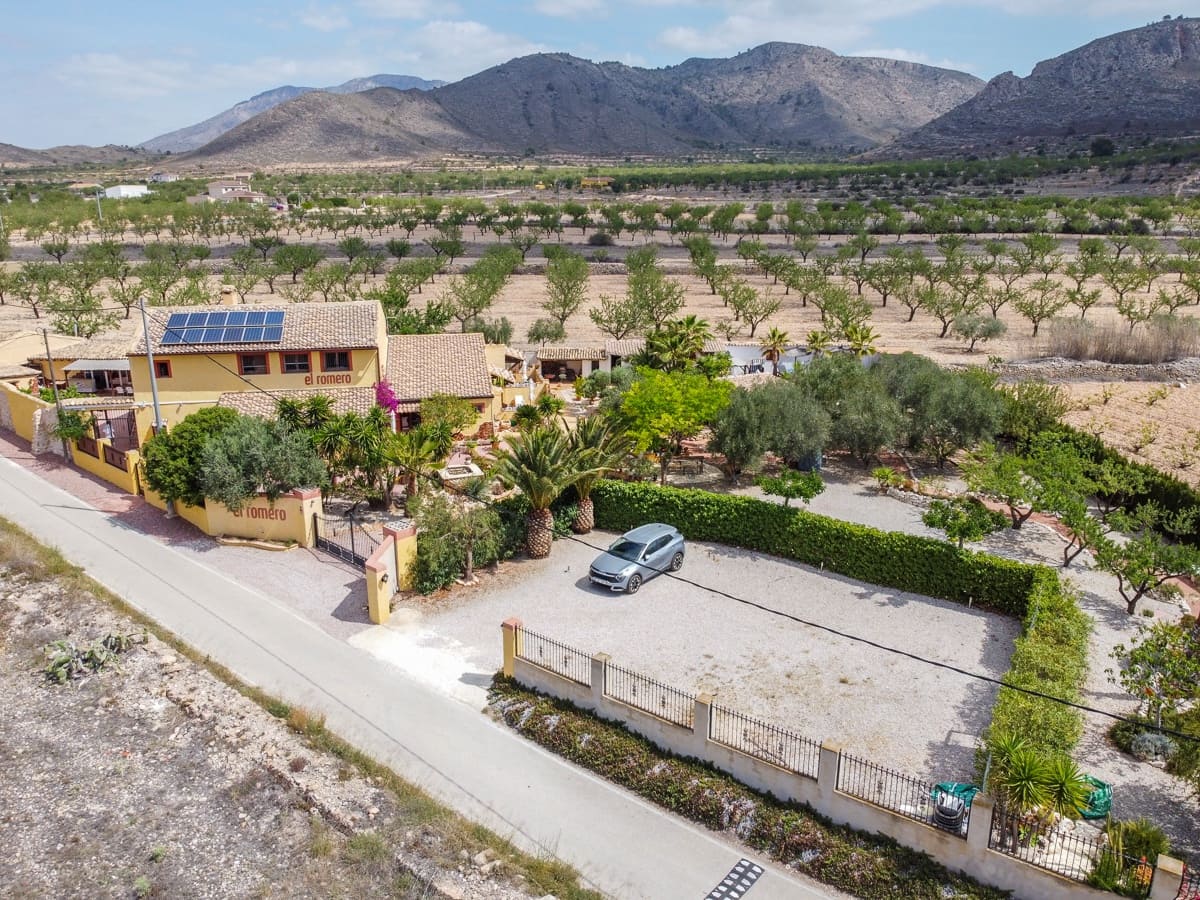 6 soveværelse Finca/Landehus til salg i Barbarroja med swimmingpool - € 850.000 (Ref: 8347272)