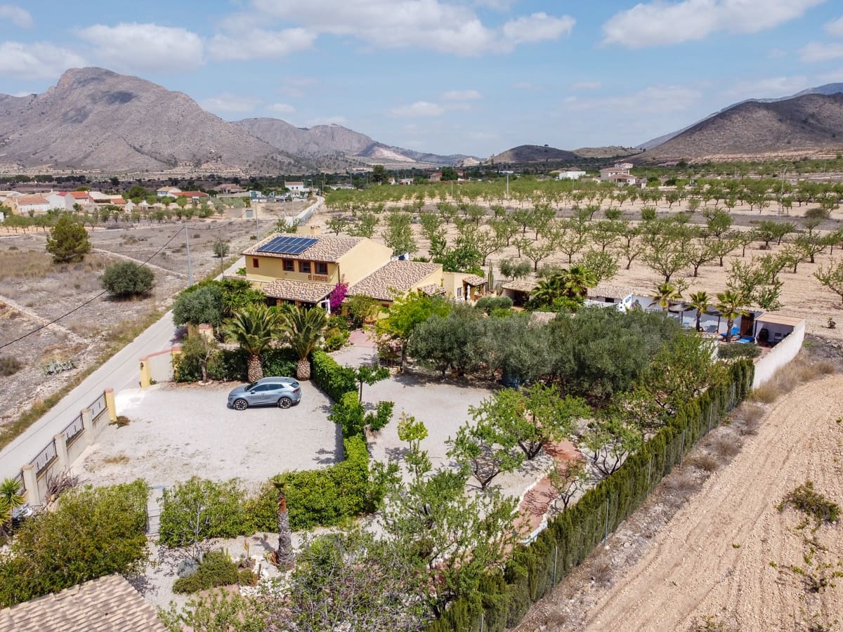 6 soveværelse Finca/Landehus til salg i Barbarroja med swimmingpool - € 850.000 (Ref: 8347272)