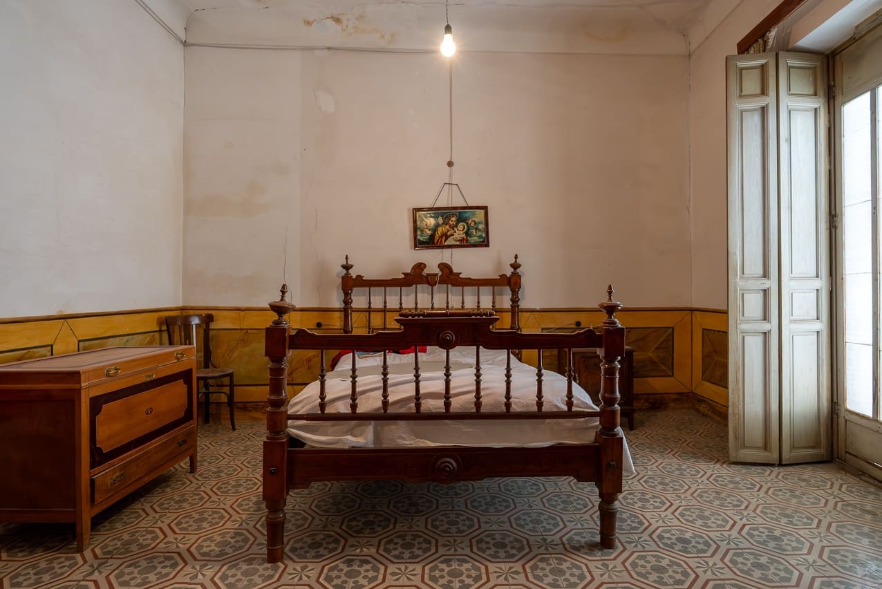 4 bedroom Townhouse for sale in Pinoso with pool - € 150,000 (Ref: 8406409)