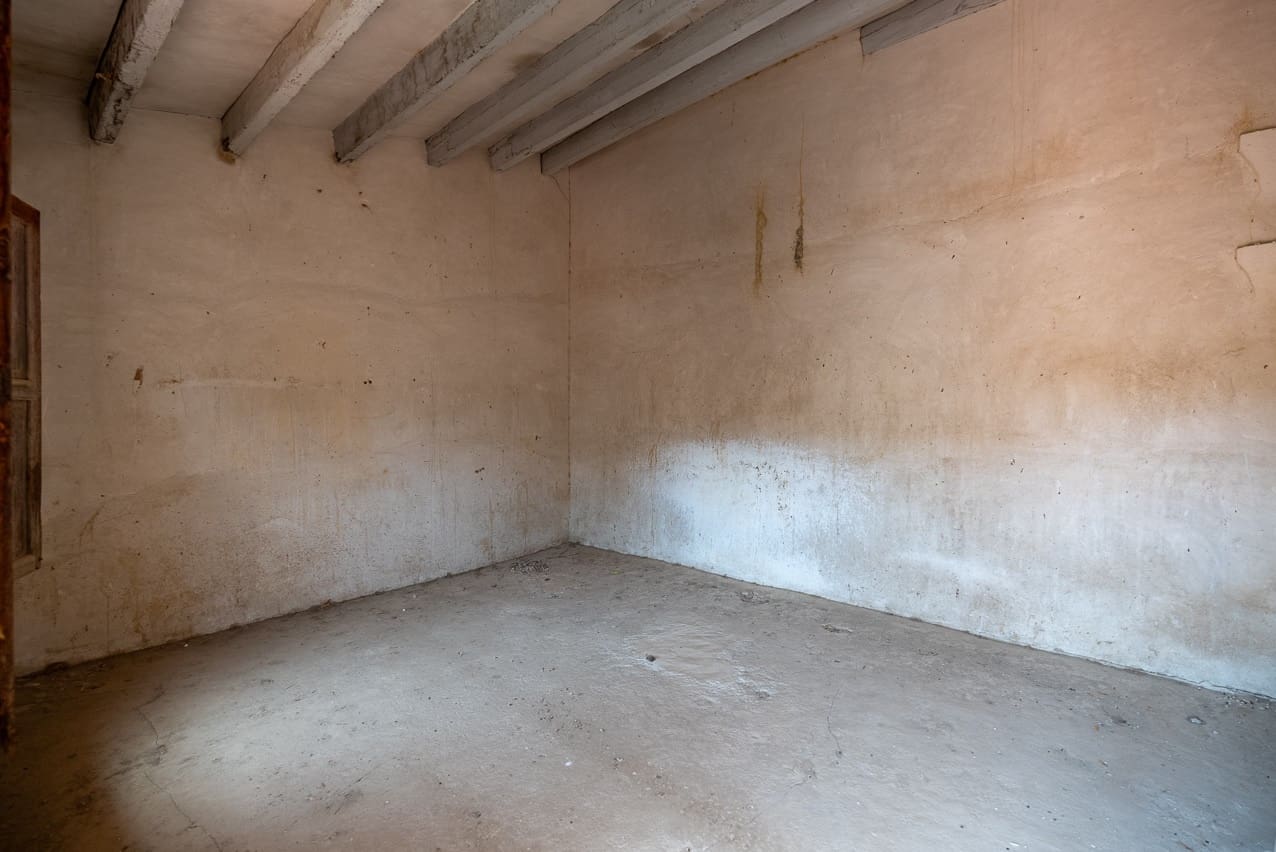 4 bedroom Townhouse for sale in Pinoso with pool - € 150,000 (Ref: 8406409)