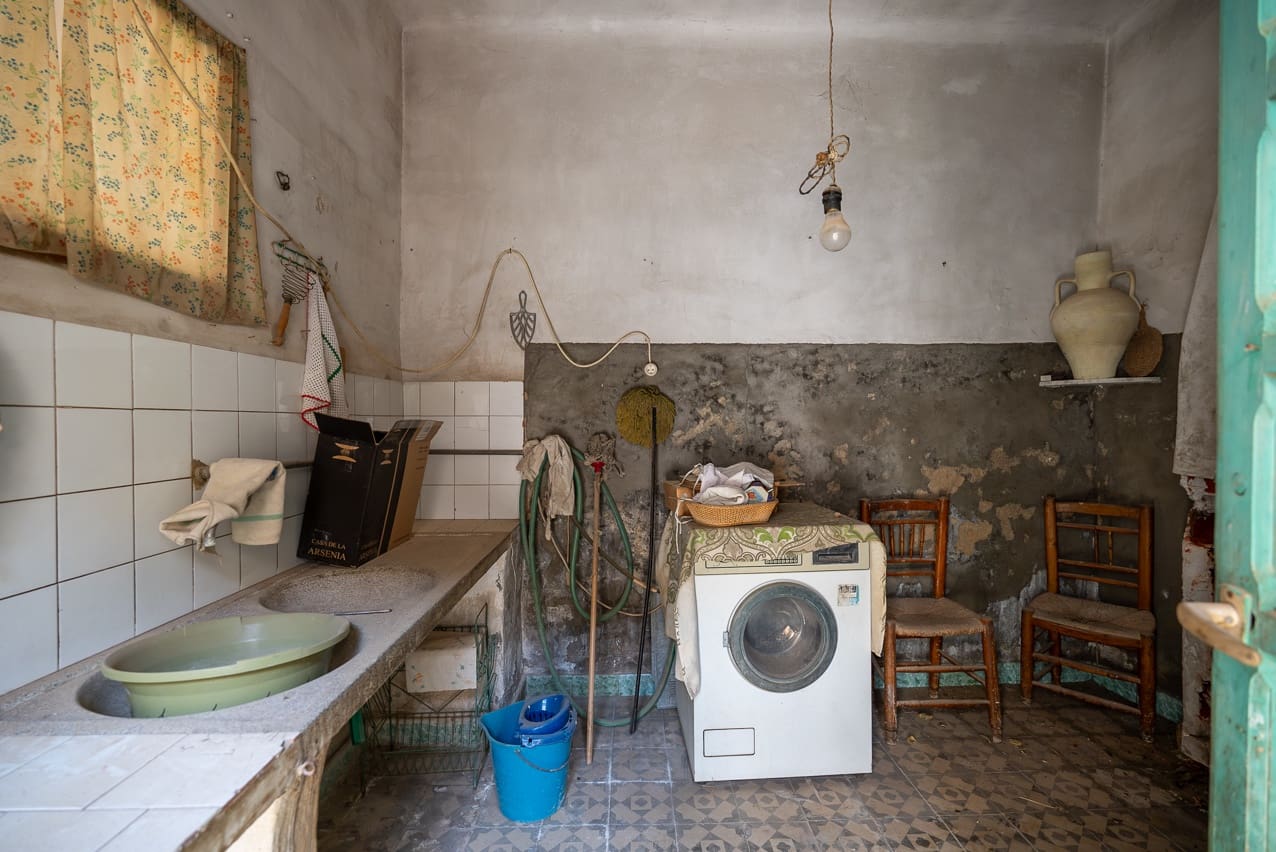 4 bedroom Townhouse for sale in Pinoso with pool - € 150,000 (Ref: 8406409)