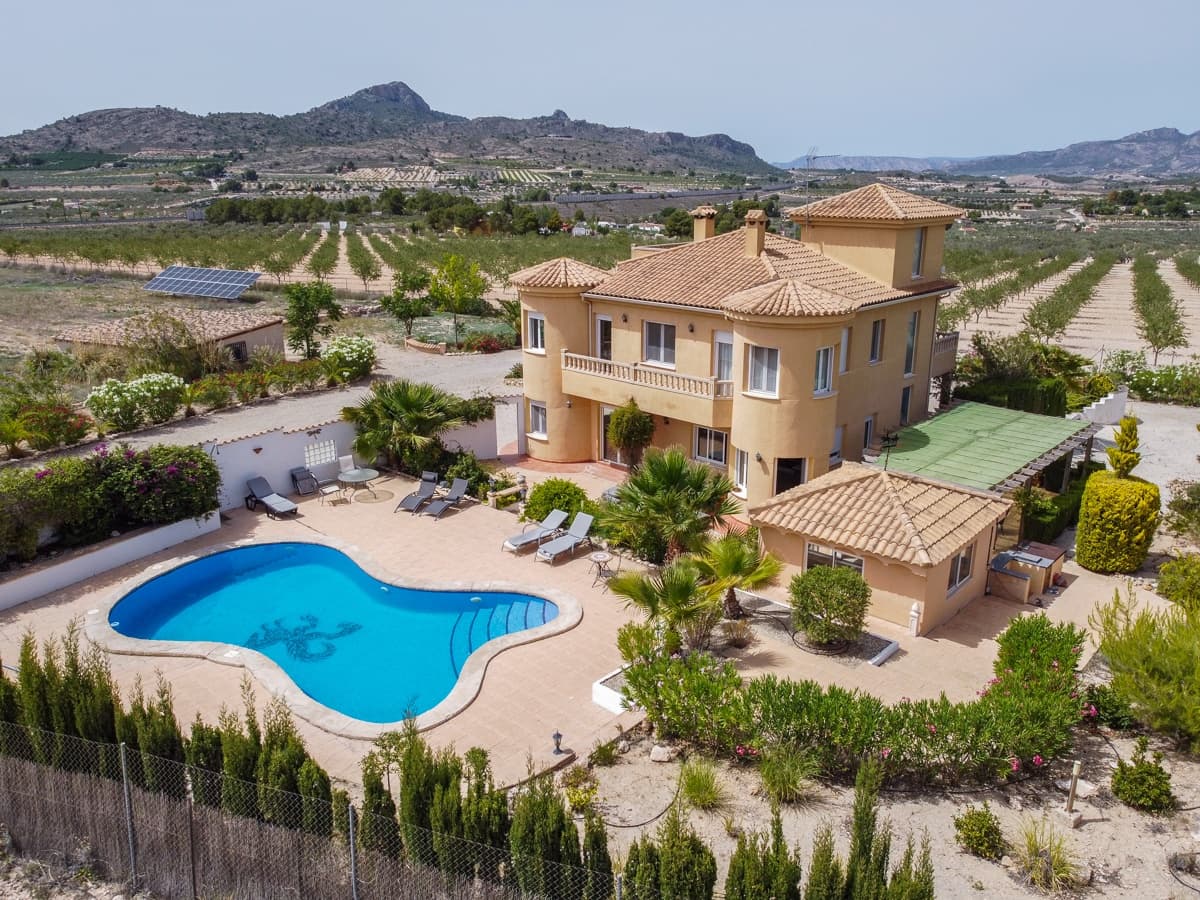 5 sypialnia Willa na sprzedaż w Elda z basenem - 449 500 € (Ref: 8408586)