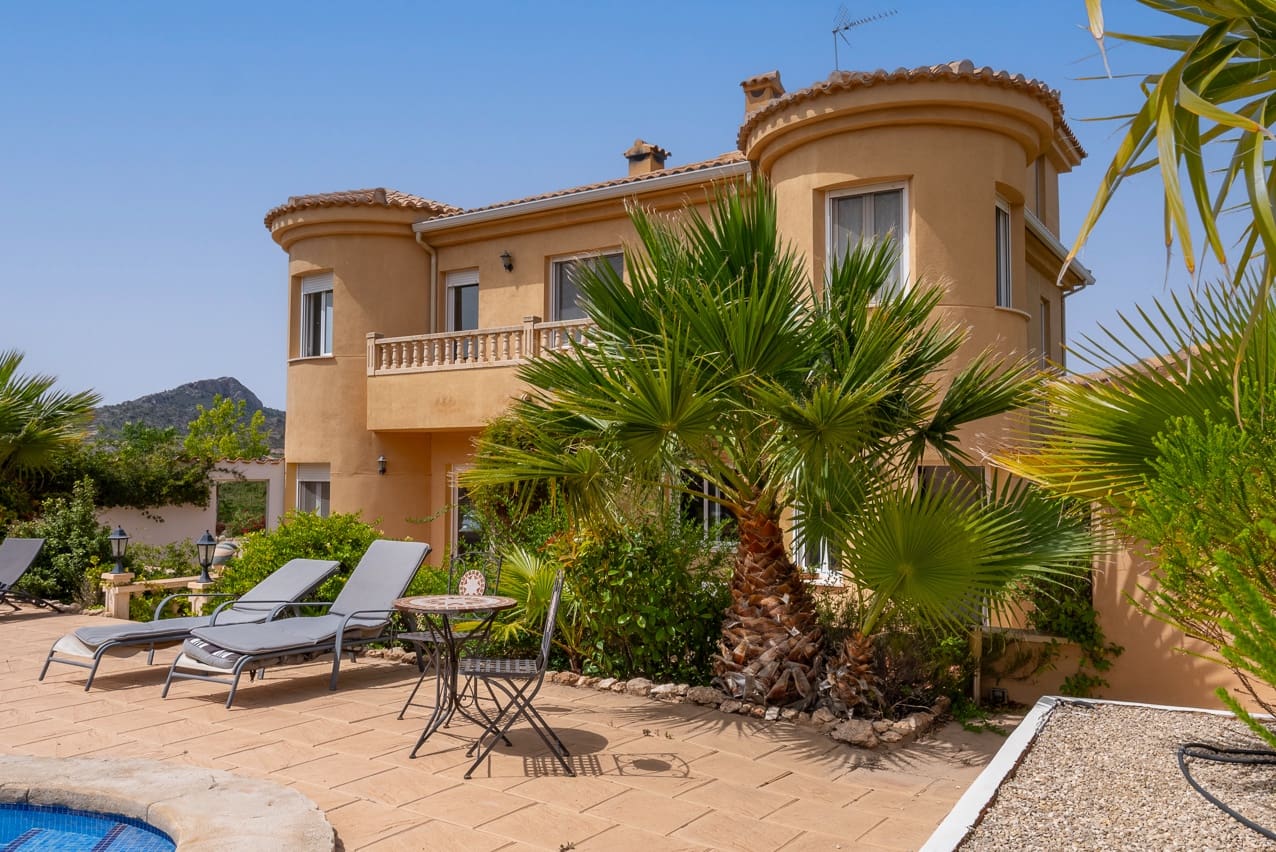 5 sypialnia Willa na sprzedaż w Elda z basenem - 449 500 € (Ref: 8408586)