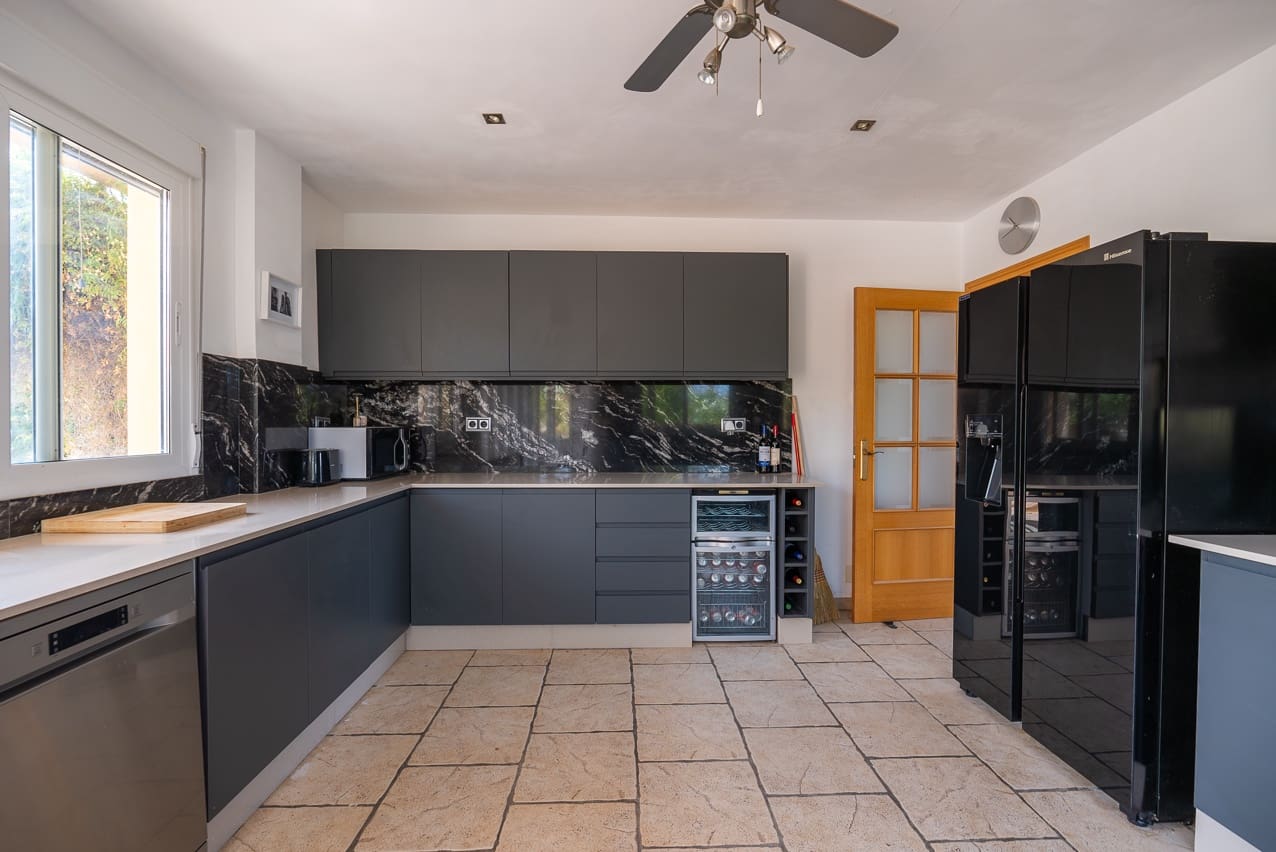 5 sypialnia Willa na sprzedaż w Elda z basenem - 449 500 € (Ref: 8408586)