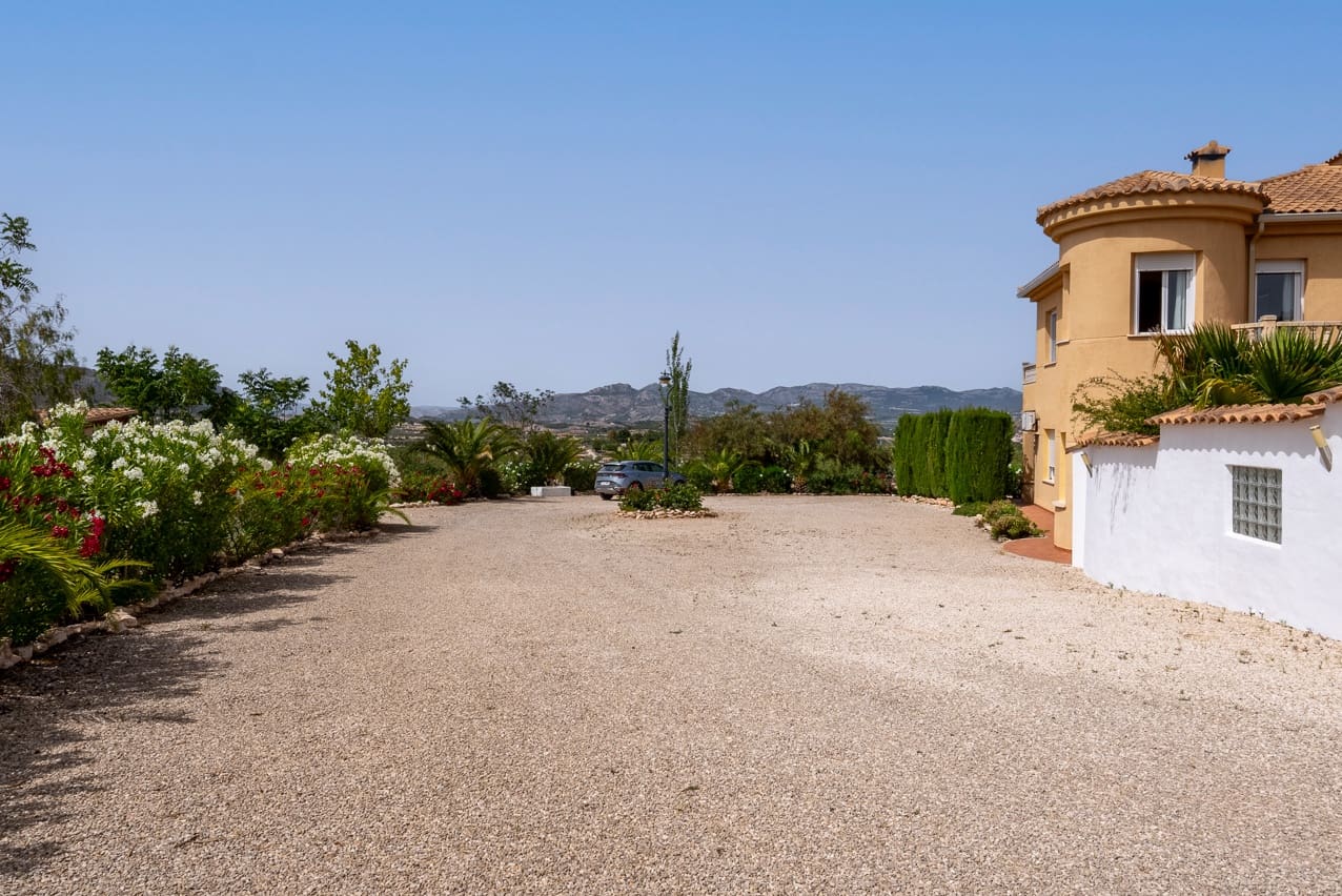 5 sypialnia Willa na sprzedaż w Elda z basenem - 449 500 € (Ref: 8408586)