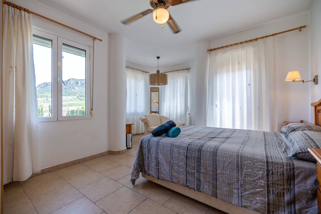 5 sypialnia Willa na sprzedaż w Elda z basenem - 449 500 € (Ref: 8408586)