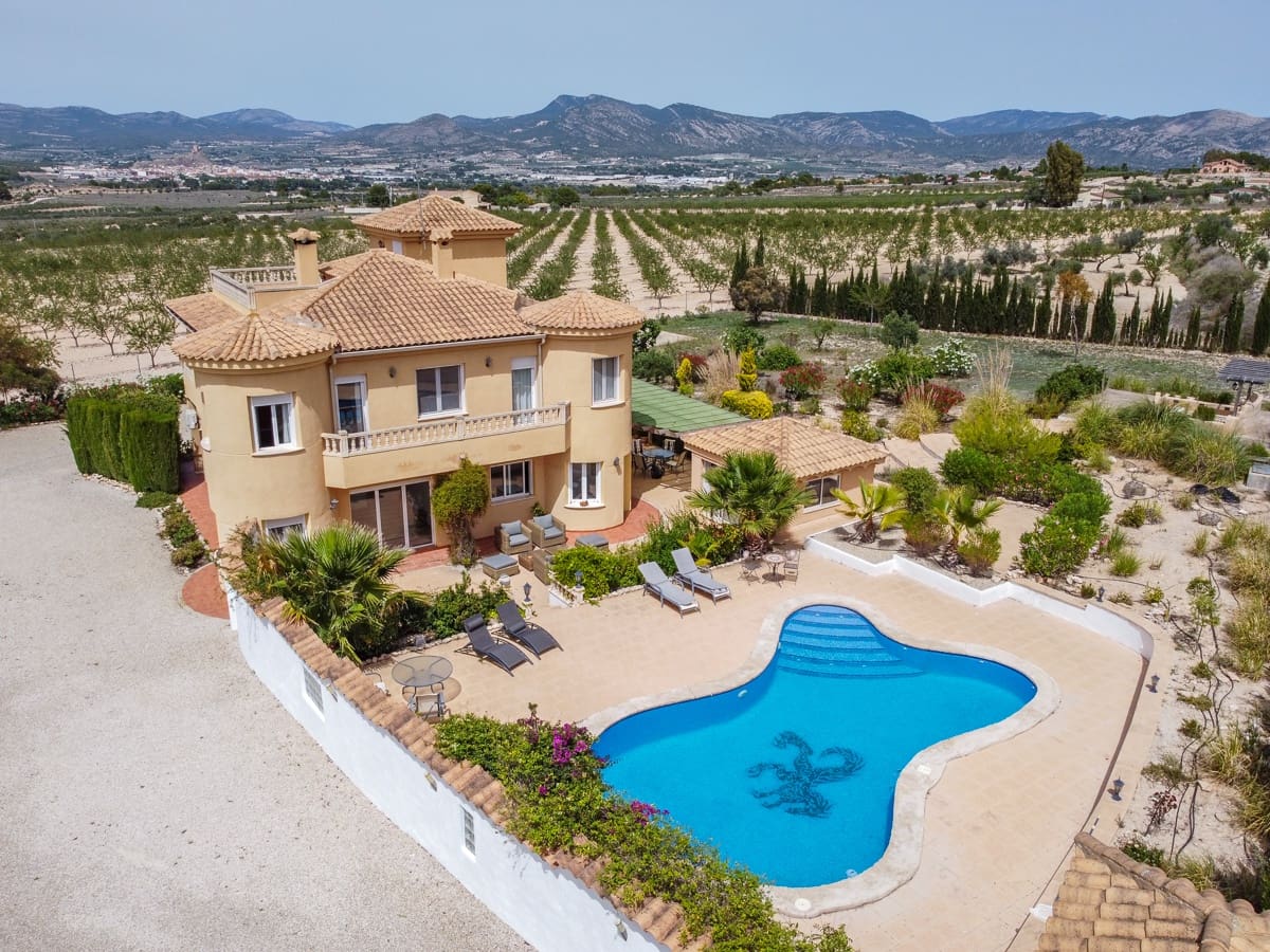 5 sypialnia Willa na sprzedaż w Elda z basenem - 449 500 € (Ref: 8408586)