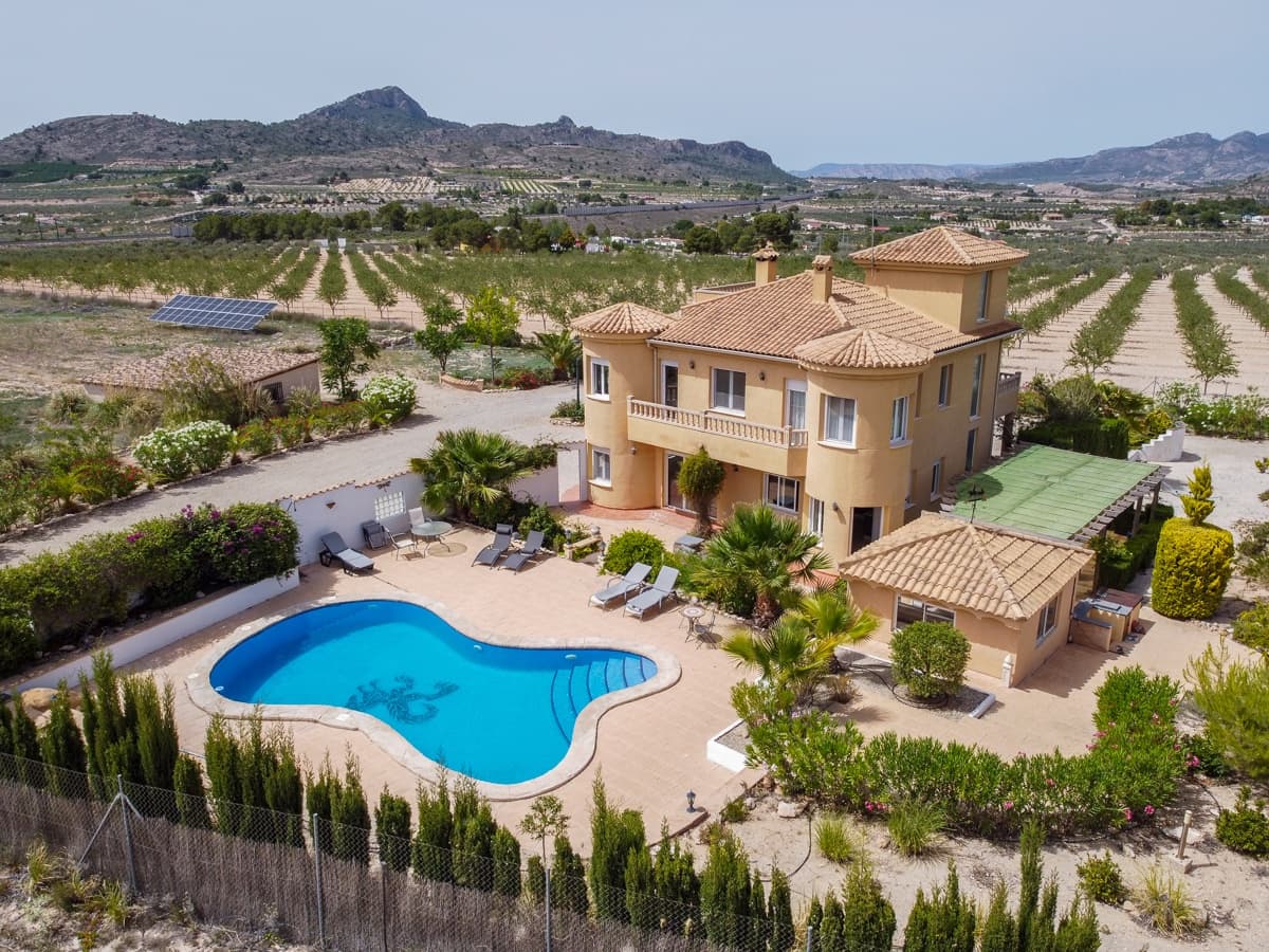 5 sypialnia Willa na sprzedaż w Elda z basenem - 449 500 € (Ref: 8408586)