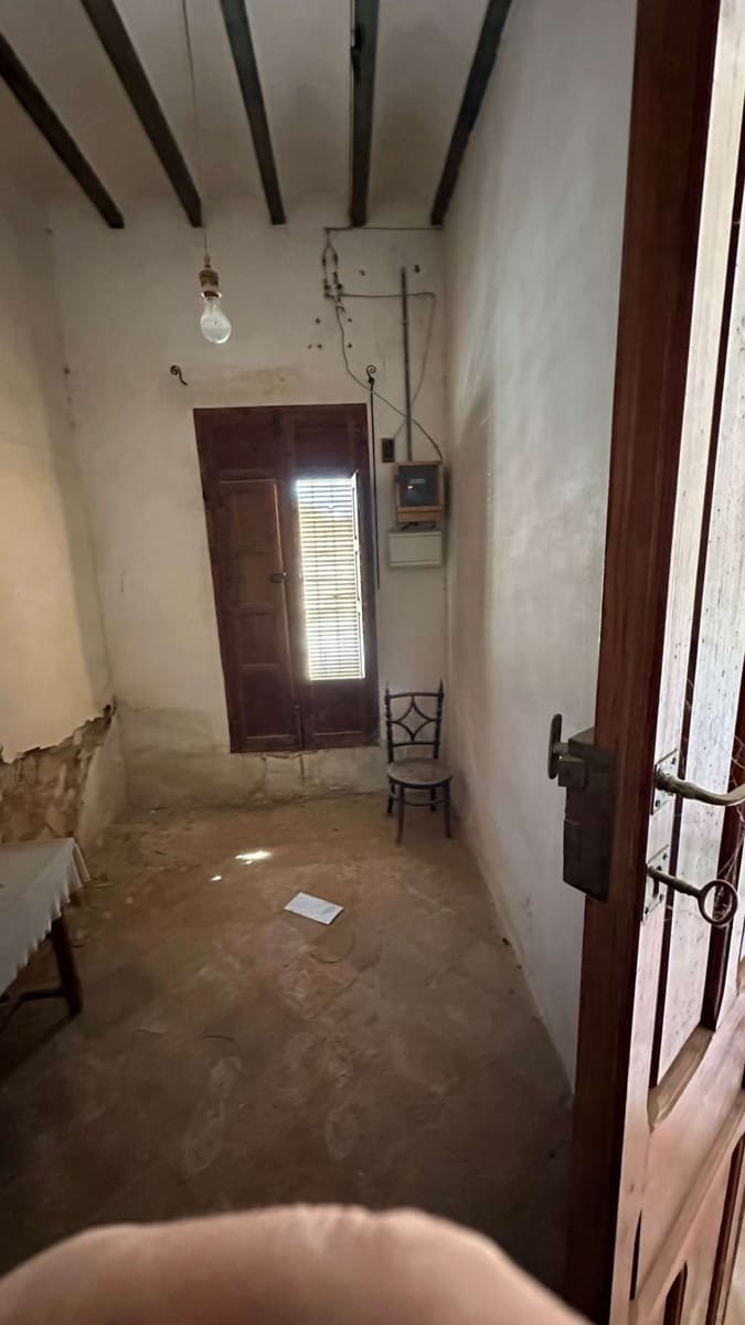 6 slaapkamer Finca/Landhuis te koop in L'Alguena / Alguenya met zwembad - € 60.000 (Ref: 8437943)