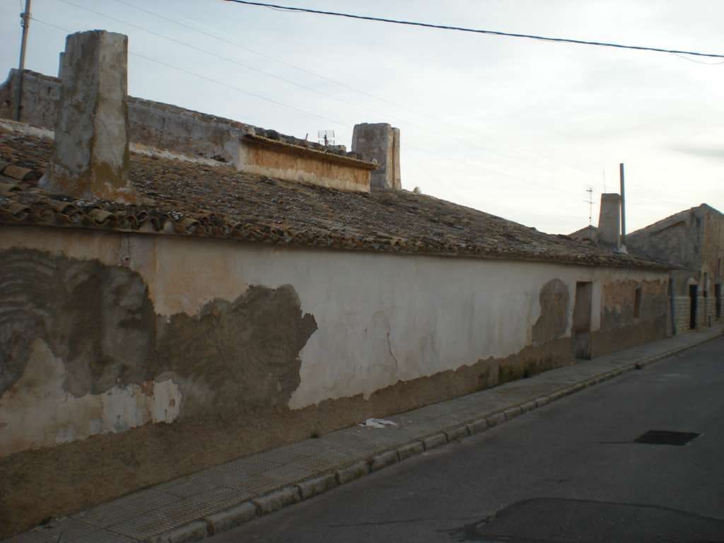 6 slaapkamer Finca/Landhuis te koop in L'Alguena / Alguenya met zwembad - € 60.000 (Ref: 8437943)