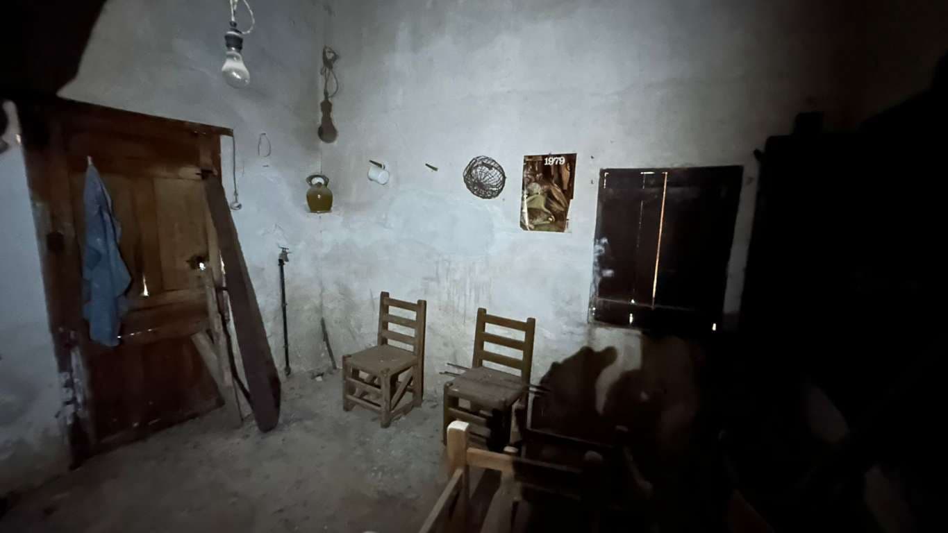 6 slaapkamer Finca/Landhuis te koop in L'Alguena / Alguenya met zwembad - € 60.000 (Ref: 8437943)