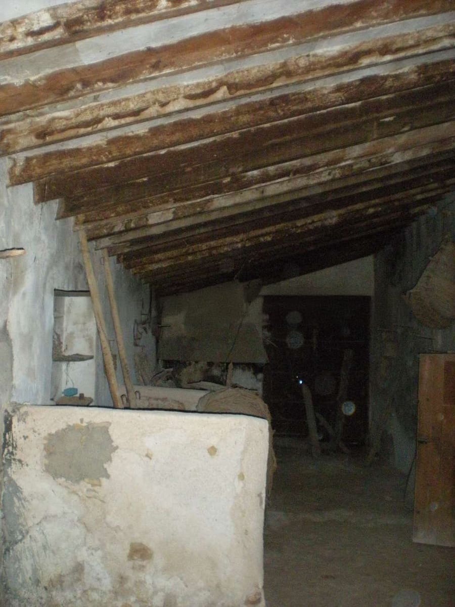 6 Zimmer Finca/Landgut zu verkaufen in L'Alguena / Alguenya mit Pool - 60.000 € (Ref: 8437943)