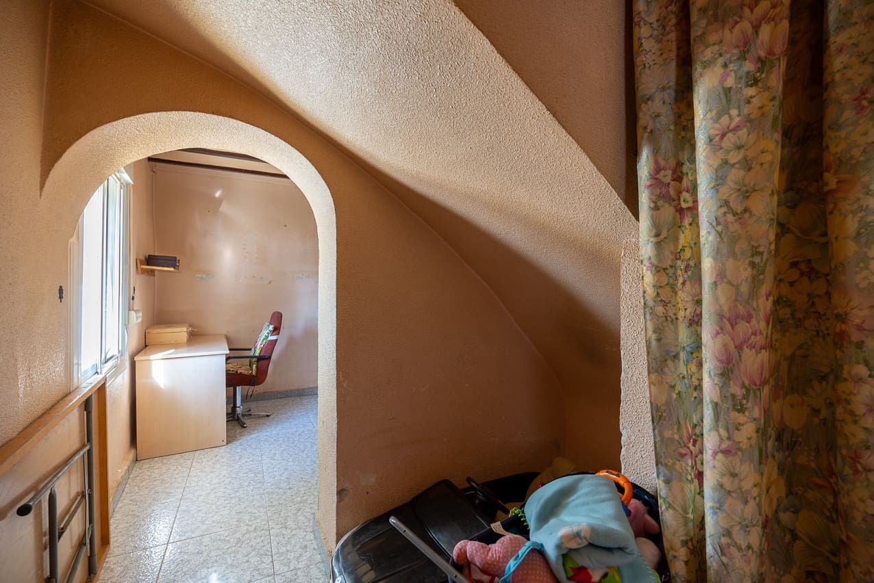 5 soveværelse Finca/Landehus til salg i Casas del Senor med swimmingpool - € 125.000 (Ref: 8449376)