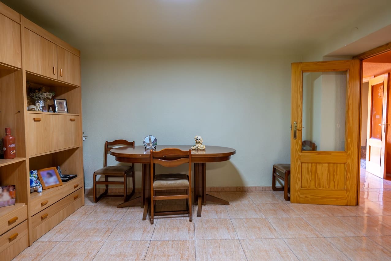 5 soveværelse Finca/Landehus til salg i Casas del Senor med swimmingpool - € 125.000 (Ref: 8449376)