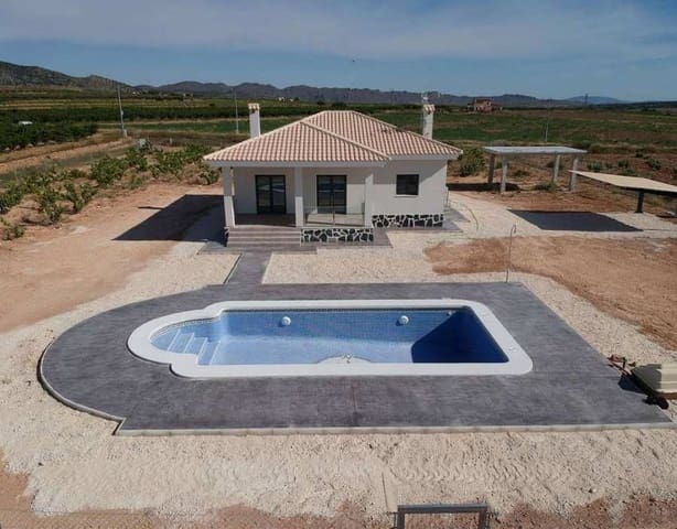 3 quarto Moradia para venda em Pinoso com piscina - 332 000 € (Ref: 8463078)