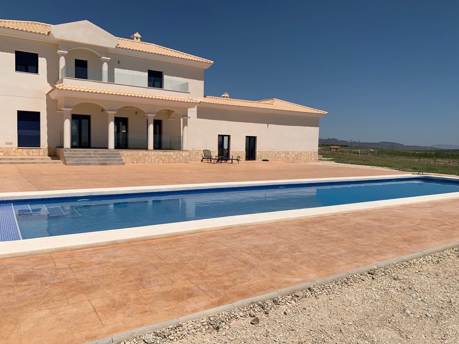 6 bedroom Villa for sale in Pinoso with pool - € 547,000 (Ref: 8463080)