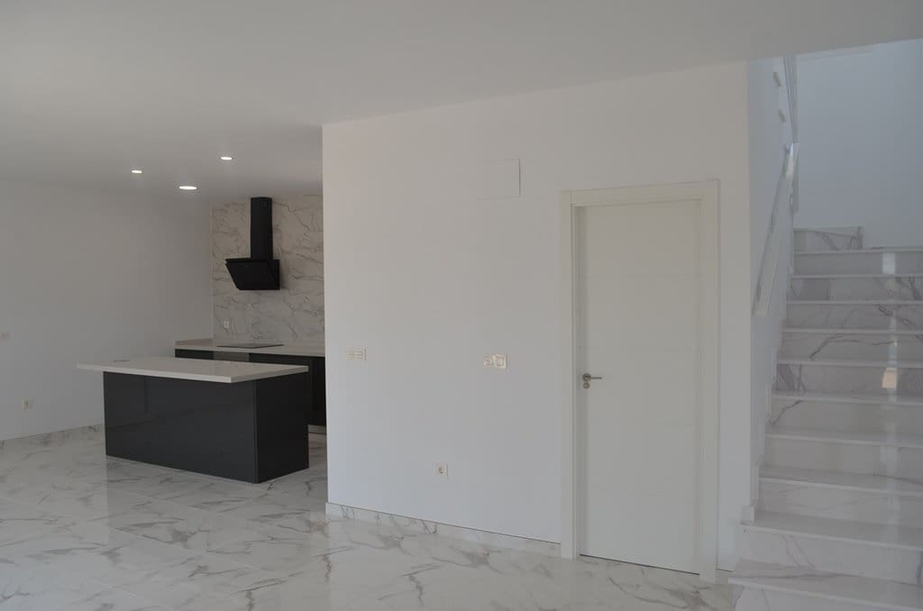 5 soverom Villa til salgs i Pinoso med svømmebasseng - € 505 000 (Ref: 8463081)
