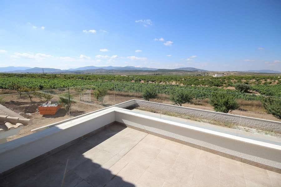 4 bedroom Villa for sale in Pinoso with pool - € 491,000 (Ref: 8463082)