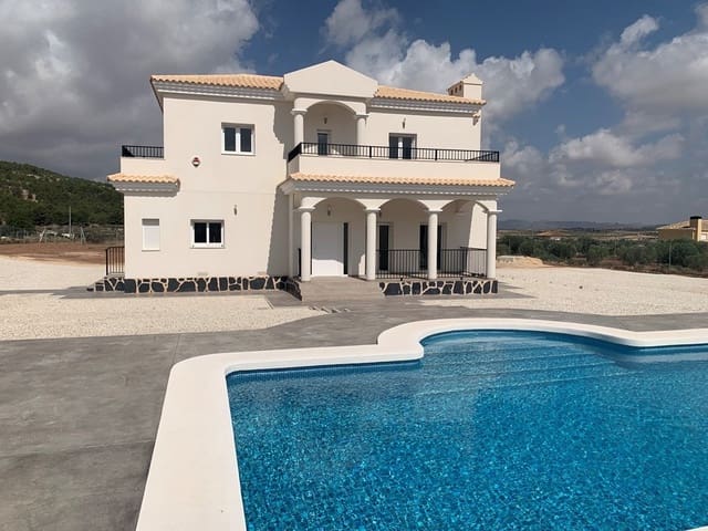 4 sovrum Villa till salu i Pinoso med pool - 423 000 € (Ref: 8463084)