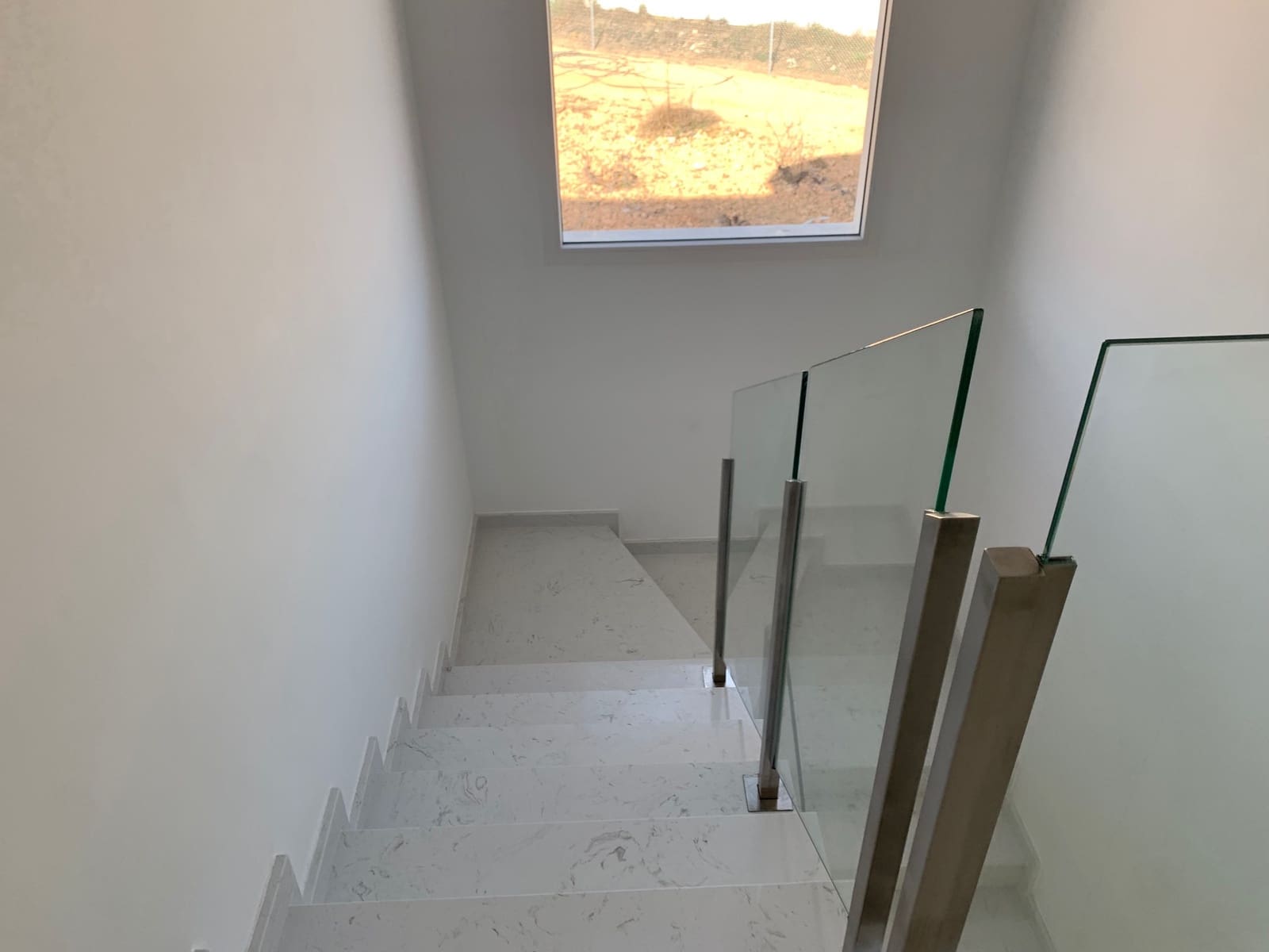 4 bedroom Villa for sale in Pinoso with pool - € 357,000 (Ref: 8463085)