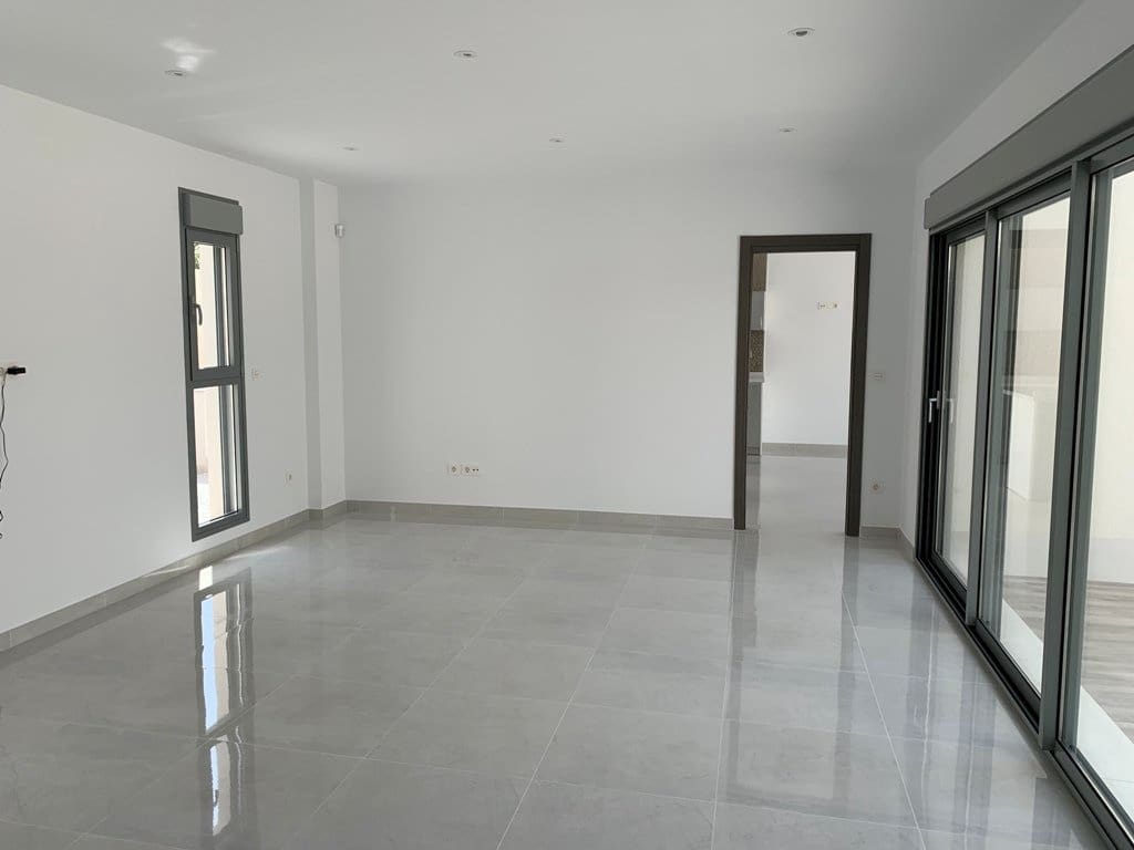 4 bedroom Villa for sale in Pinoso with pool - € 436,000 (Ref: 8463087)