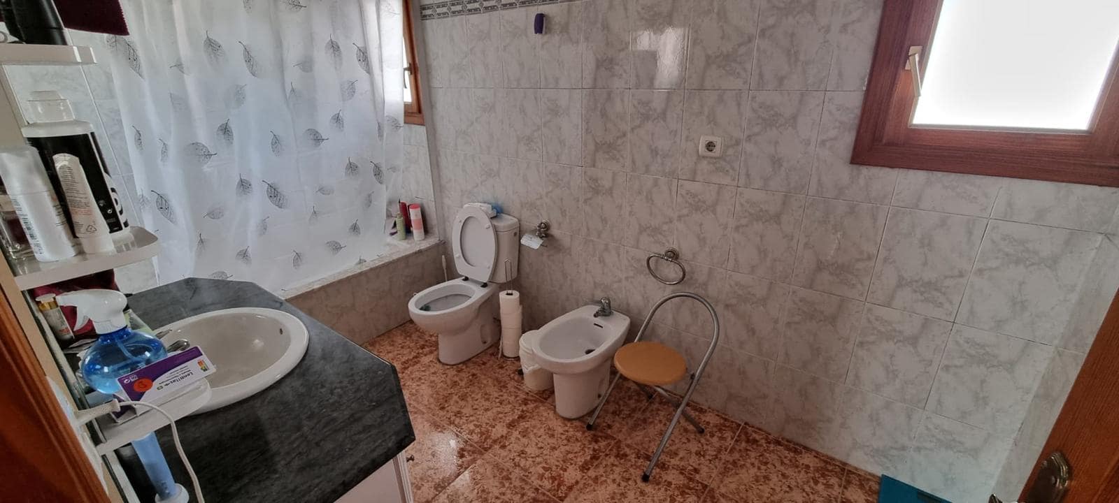 4 bedroom Townhouse for sale in Pinoso with pool - € 168,000 (Ref: 8463089)