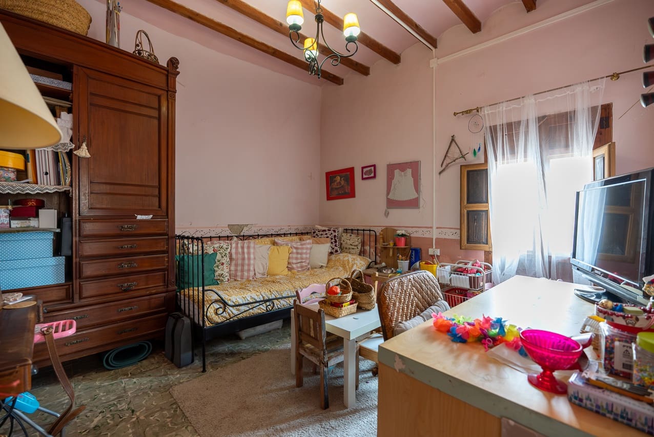 7 soveværelse Finca/Landehus til salg i Pinoso med swimmingpool - € 299.000 (Ref: 8506286)