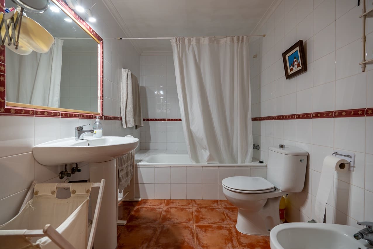 7 soveværelse Finca/Landehus til salg i Pinoso med swimmingpool - € 299.000 (Ref: 8506286)