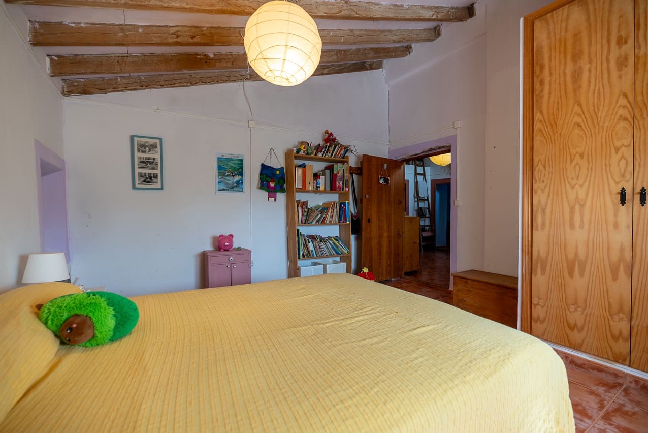 7 soveværelse Finca/Landehus til salg i Pinoso med swimmingpool - € 299.000 (Ref: 8506286)