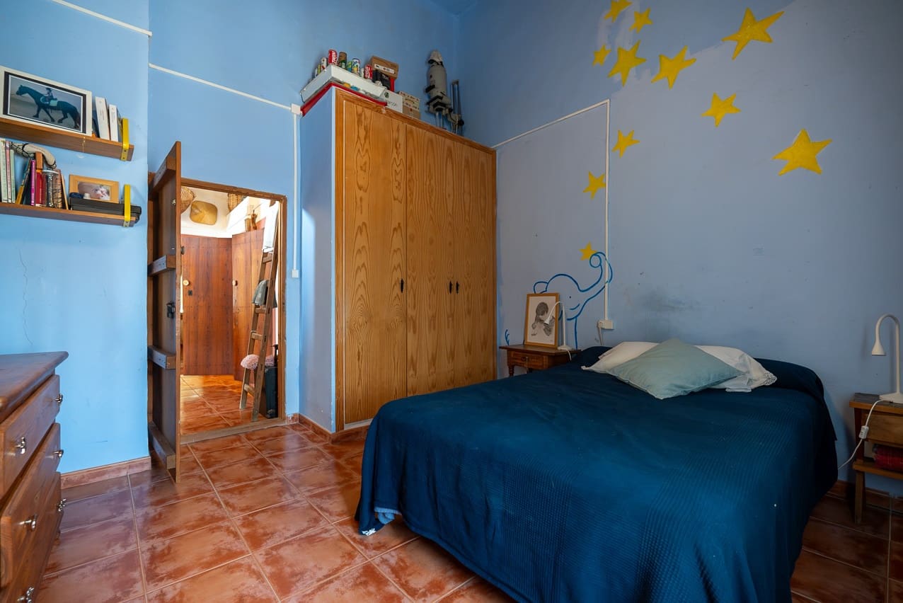 7 soveværelse Finca/Landehus til salg i Pinoso med swimmingpool - € 299.000 (Ref: 8506286)