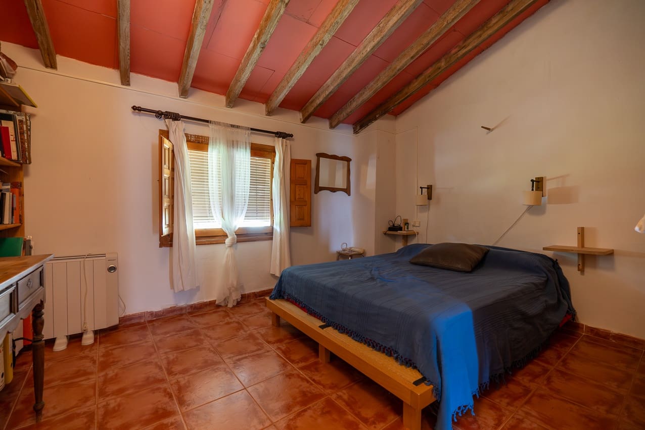 7 soveværelse Finca/Landehus til salg i Pinoso med swimmingpool - € 299.000 (Ref: 8506286)