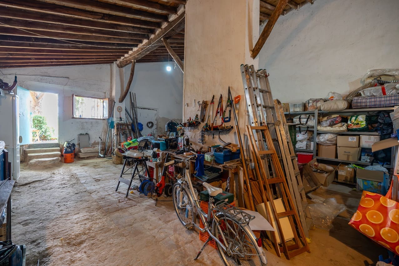 7 soveværelse Finca/Landehus til salg i Pinoso med swimmingpool - € 299.000 (Ref: 8506286)