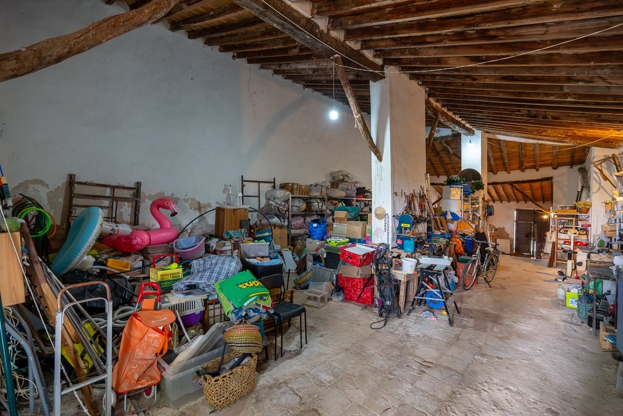 7 soveværelse Finca/Landehus til salg i Pinoso med swimmingpool - € 299.000 (Ref: 8506286)