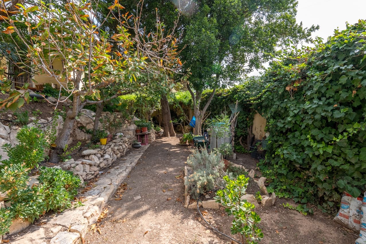 7 soveværelse Finca/Landehus til salg i Pinoso med swimmingpool - € 299.000 (Ref: 8506286)