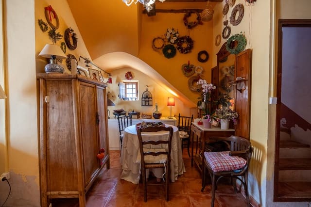 7 soverom Finca/Herregård til salgs i Pinoso med svømmebasseng - € 299 000 (Ref: 8506286)