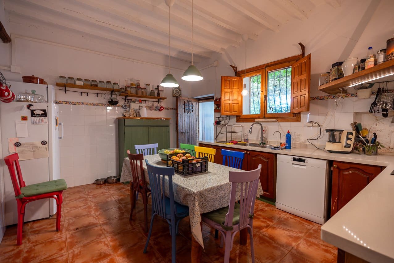 7 slaapkamer Finca/Landhuis te koop in Pinoso met zwembad - € 299.000 (Ref: 8506286)