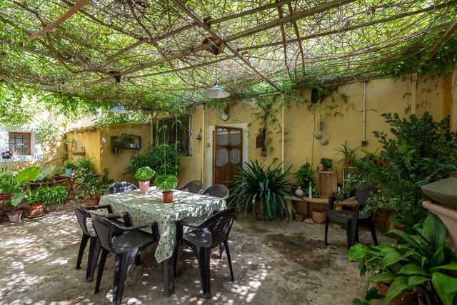 7 soverom Finca/Herregård til salgs i Pinoso med svømmebasseng - € 299 000 (Ref: 8506286)