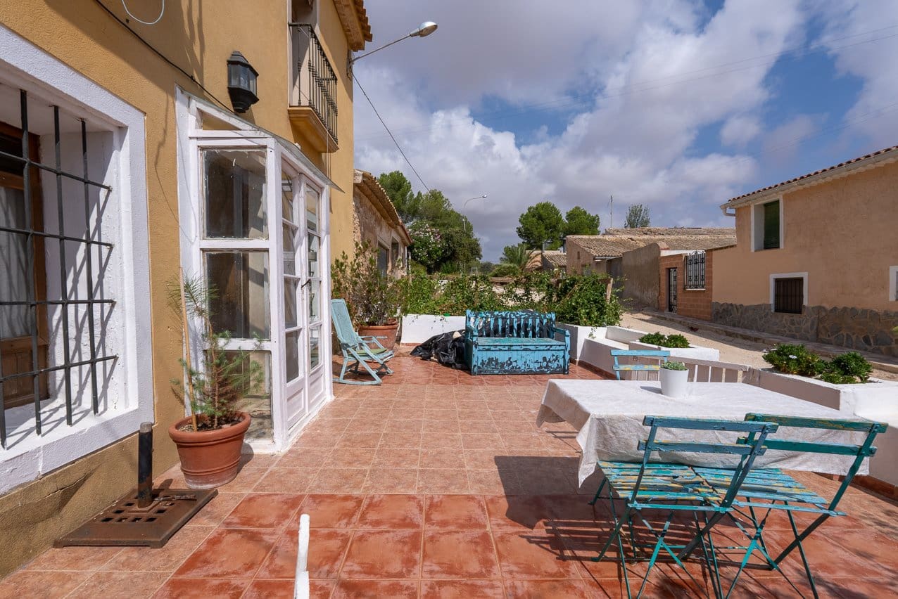 7 slaapkamer Finca/Landhuis te koop in Pinoso met zwembad - € 299.000 (Ref: 8506286)