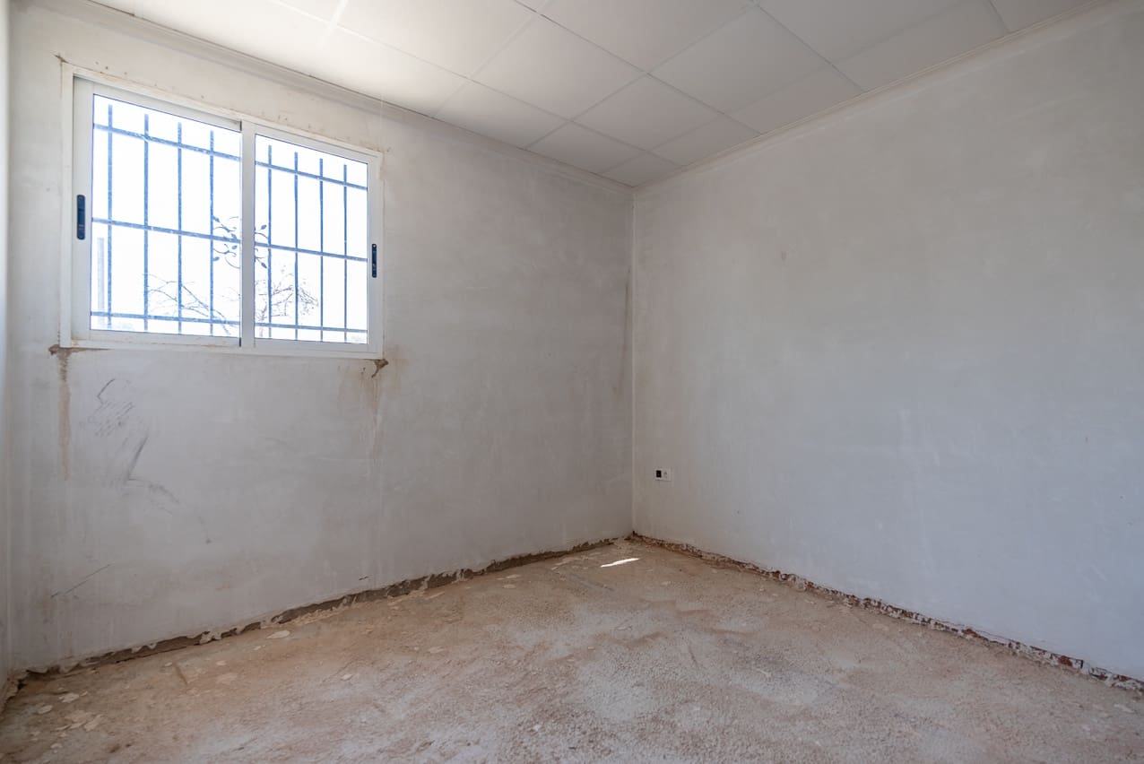 3 soveværelse Finca/Landehus til salg i Jumilla med swimmingpool - € 125.000 (Ref: 8537623)