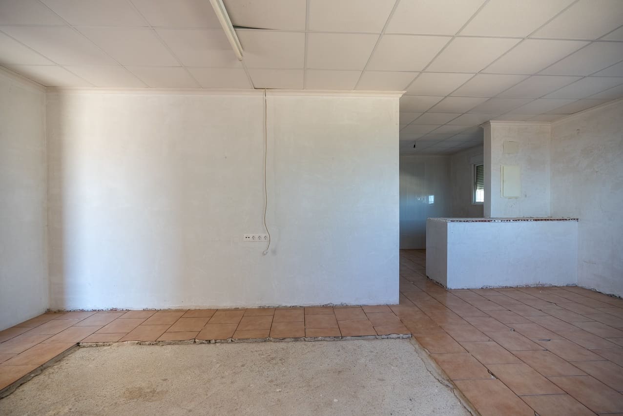 3 soveværelse Finca/Landehus til salg i Jumilla med swimmingpool - € 125.000 (Ref: 8537623)