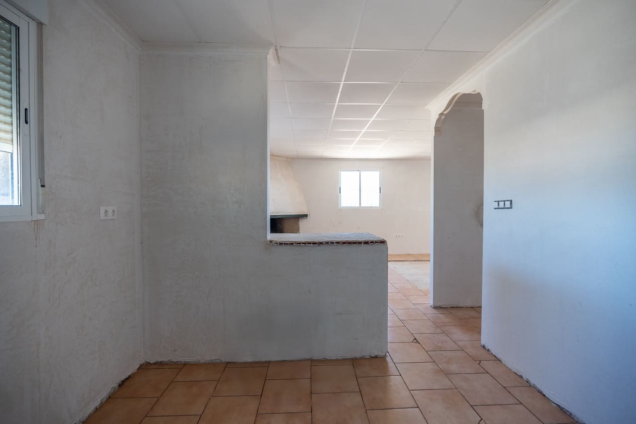 3 soveværelse Finca/Landehus til salg i Jumilla med swimmingpool - € 125.000 (Ref: 8537623)