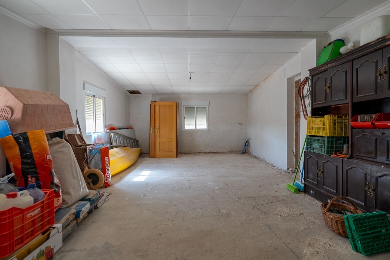 3 soveværelse Finca/Landehus til salg i Jumilla med swimmingpool - € 125.000 (Ref: 8537623)