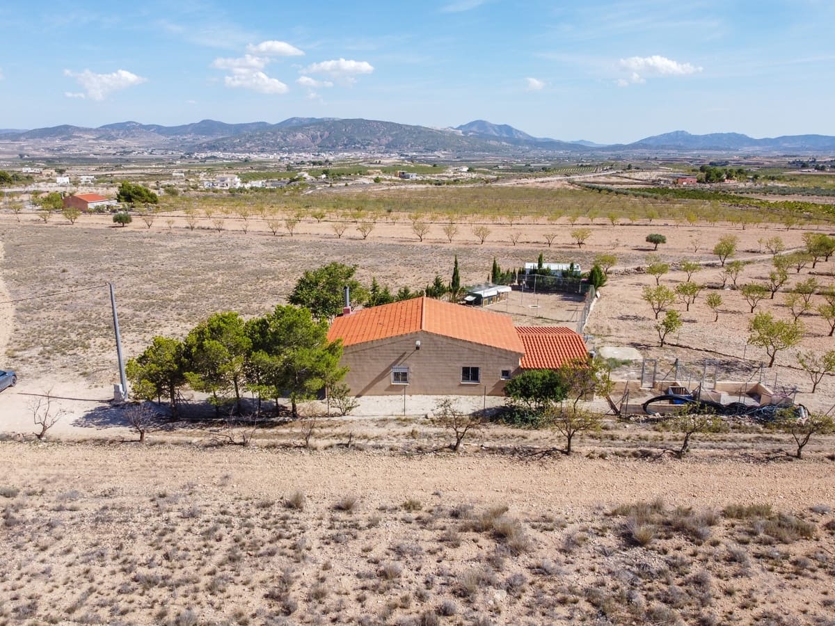 3 soveværelse Finca/Landehus til salg i Jumilla med swimmingpool - € 125.000 (Ref: 8537623)