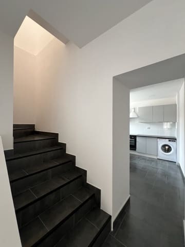 5 slaapkamer Huis te koop in Pinoso met zwembad - € 195.000 (Ref: 8585667)